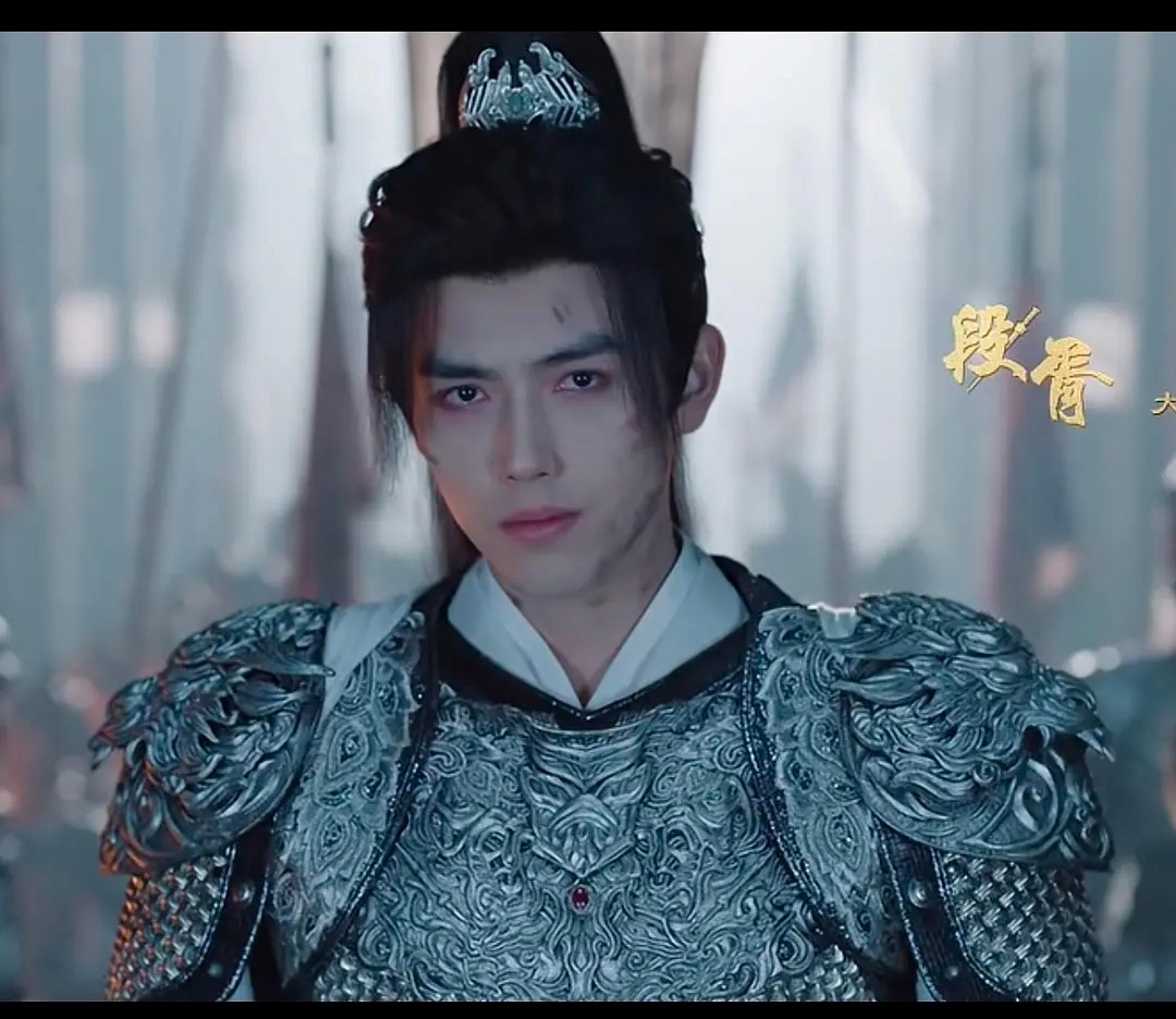 陈飞宇这不也是粉底液将军吗？？ 