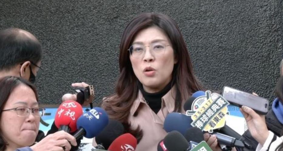 就在刚刚，台“国民党“主席郑丽文正式宣布。1月13日，台湾地区国民党主席郑丽文正