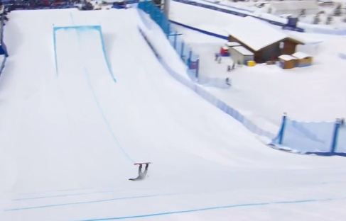 恭喜苏翊鸣！！中国代表团第一金终于来了！！！！！苏翊鸣生日快乐！其实看预赛的时候