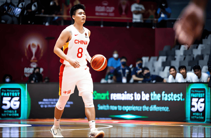 媒体人盘点新赛季以来后卫表现：庞峥麟、段睿骐等球员在列