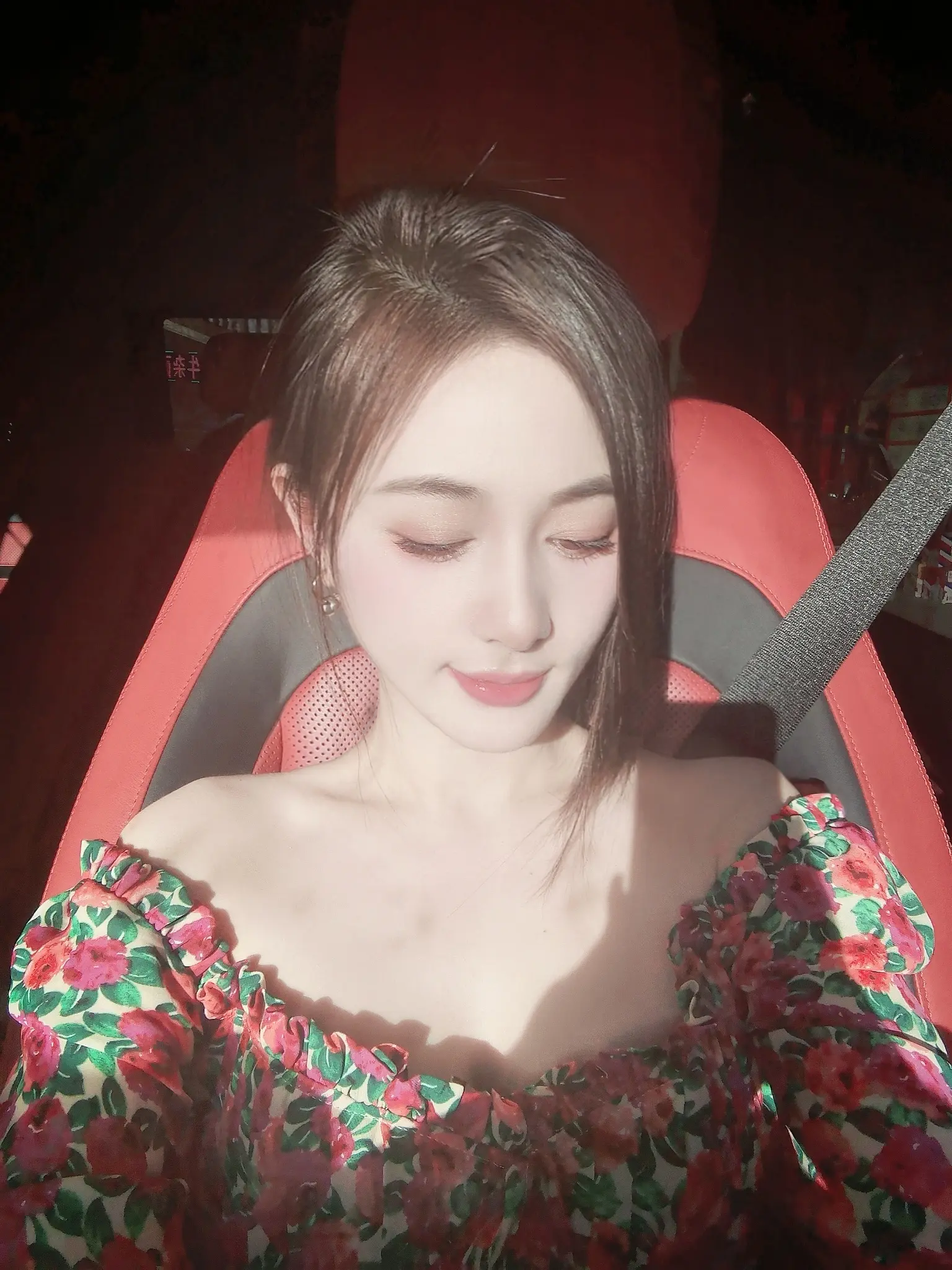 因为太独立了 所以失去了被保护的资格 后来变得又倔又强势