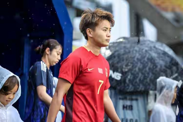 亚足联公布女足亚洲杯小组赛最佳进球候选，中国女足核心王霜凭借对阵孟加拉国的精彩世