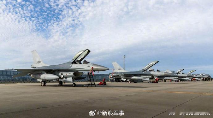 【#荷兰允许乌军在俄境内使用F16战机#】据央视，当地时间8月29日，荷兰武装部