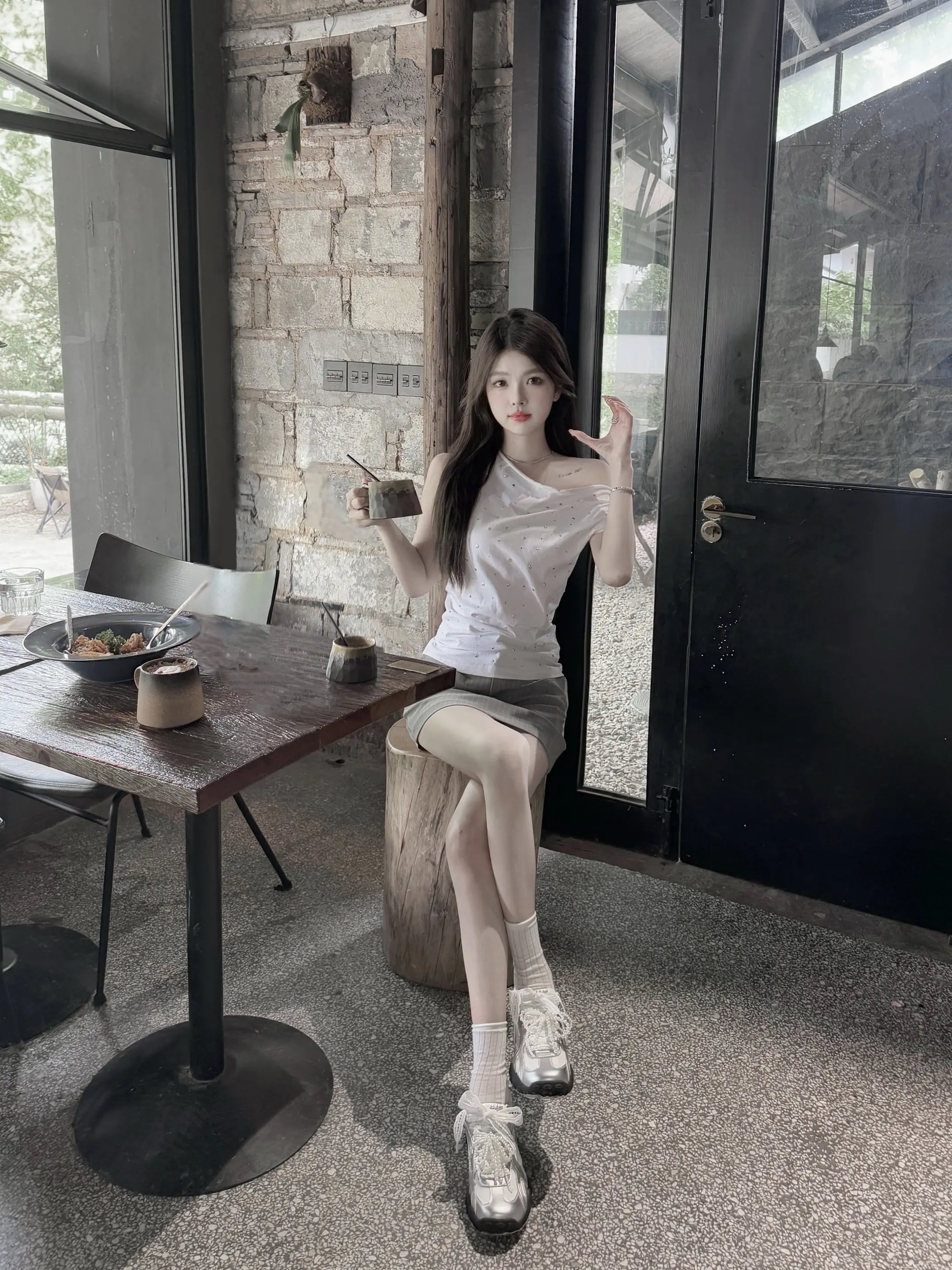 你的后知后觉太晚了 留着自己当下酒菜吧