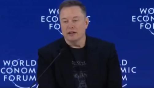 【“我是外星人。”埃隆·马斯克做出了令人震惊的坦白。 在与贝莱德首席执行官拉里·