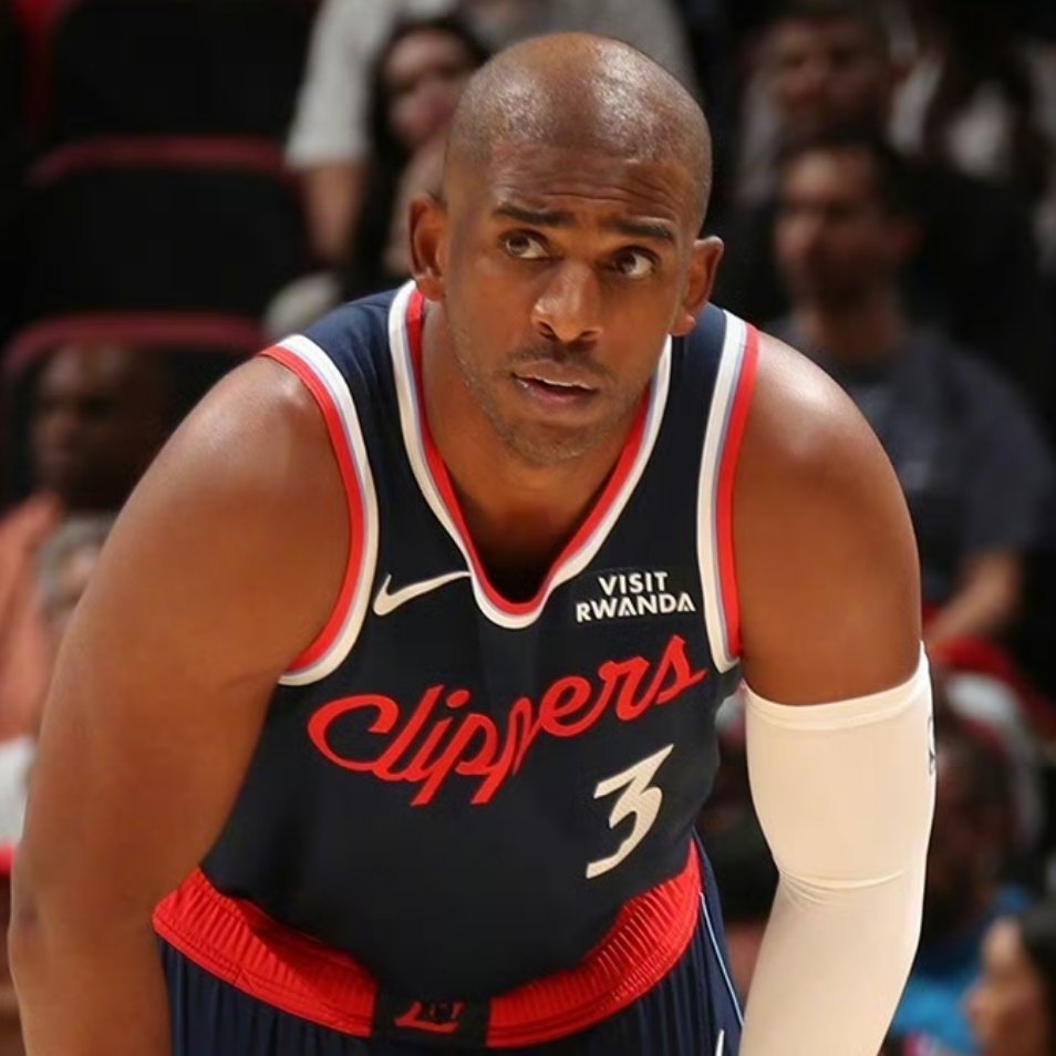 快船队史常规赛得分榜老炮第六，季后赛得分榜老炮第一，季后赛篮板榜老炮队史第七，常