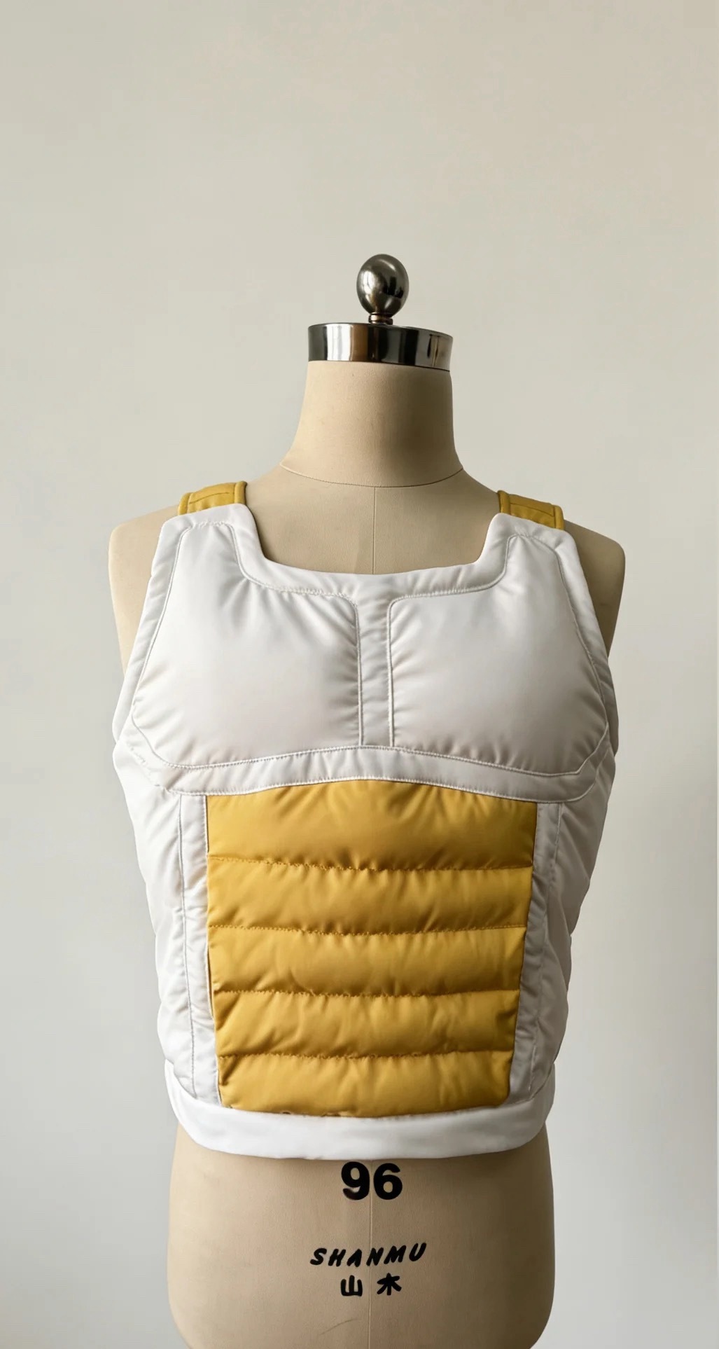 赛亚人同款羽绒马甲哈哈哈哈哈哈 