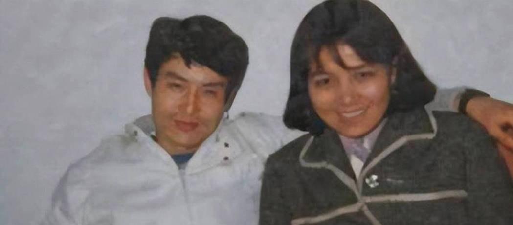1992年，陈忠和的妻子因背包带勾住了火车，而被卷入火车下不幸而亡。3年后，陈忠