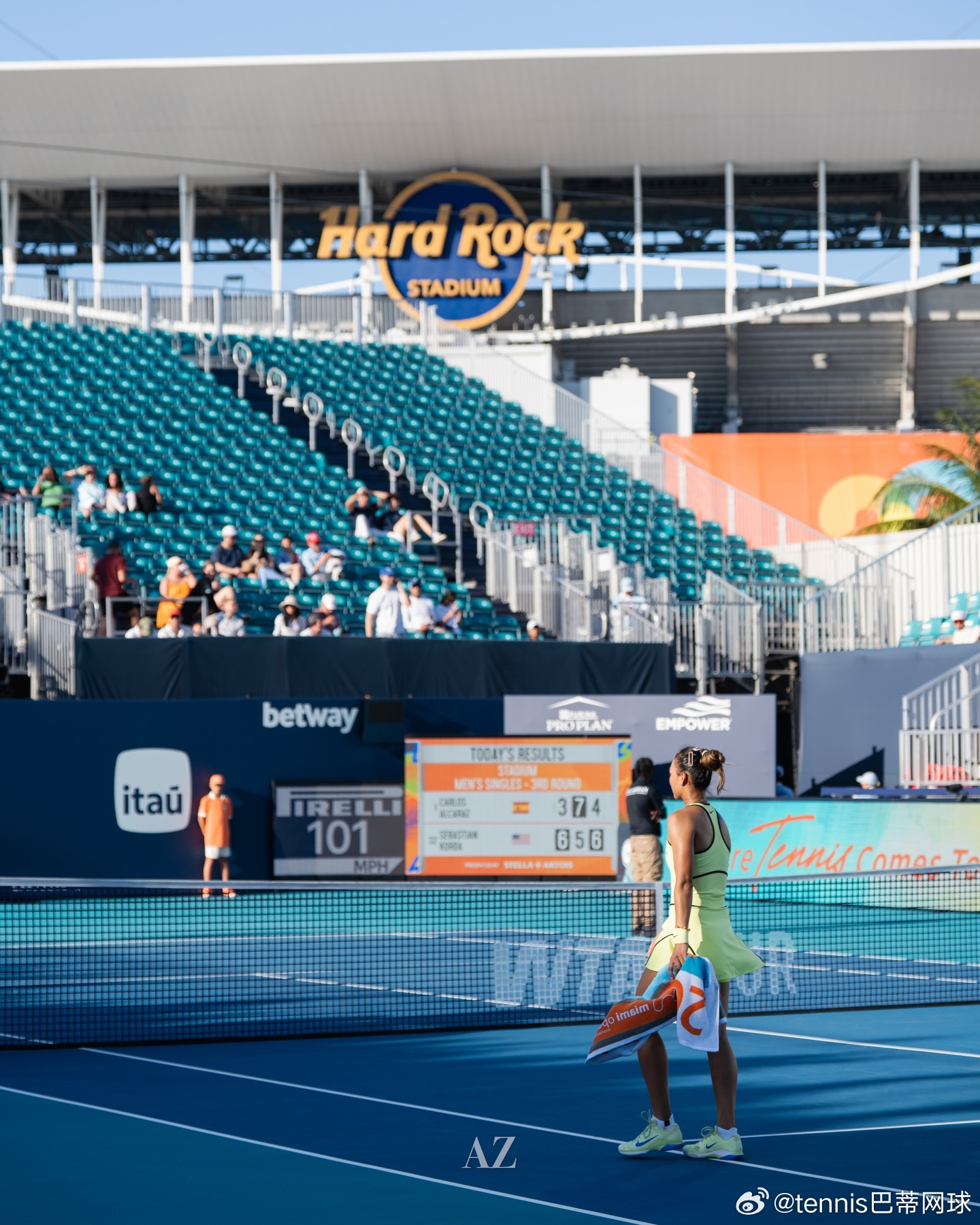 ins博主更新郑钦文🇨🇳赛场风景ins博主allen zhao发布，拍的真好