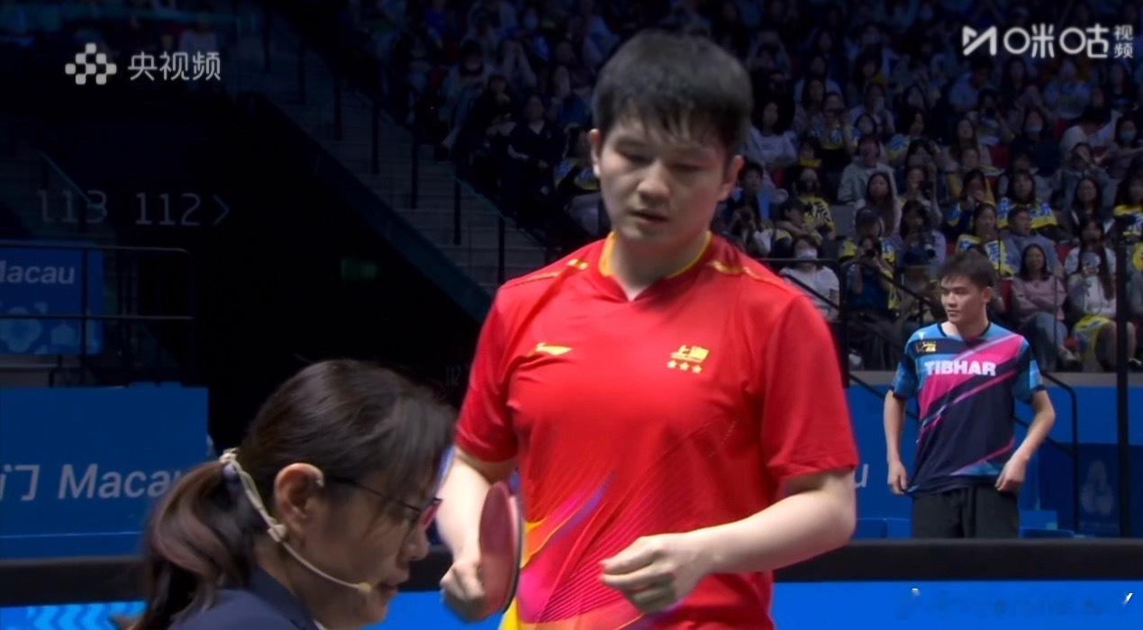 2025大湾区全运会男子团体A组上海3-0江苏周恺/许昕3-1曹彦涛/陈亚轩（1