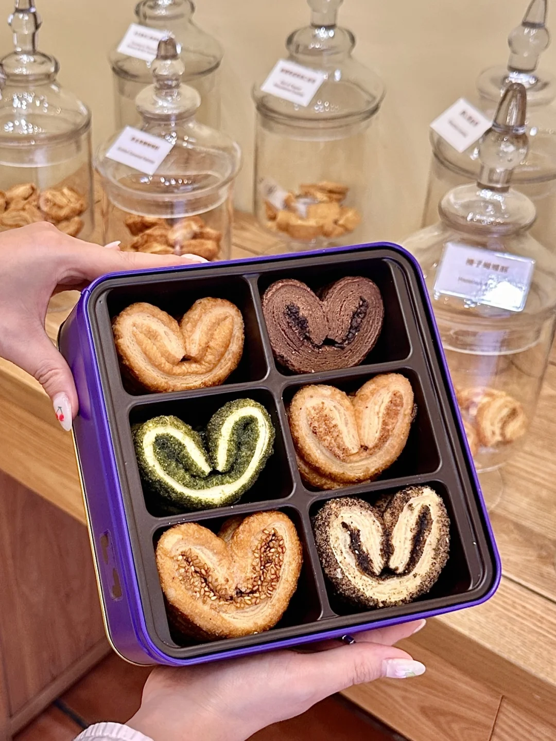 🇭🇰离开香港前。。。记得多打包两盒带走！！