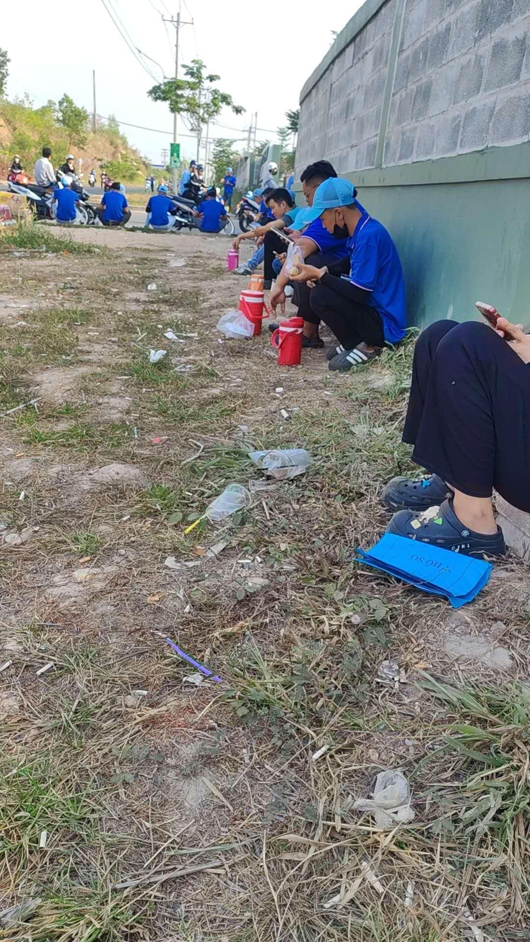 晒出你的本地生活分享下越南打工人的生活，他们那里与我们相差1小时时差，上午8点（