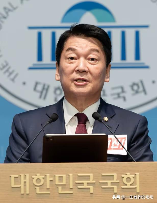 韩国400万亿半导体项目引政坛大乱，议员安哲秀痛批滥用职权遭共同民主党起诉

近