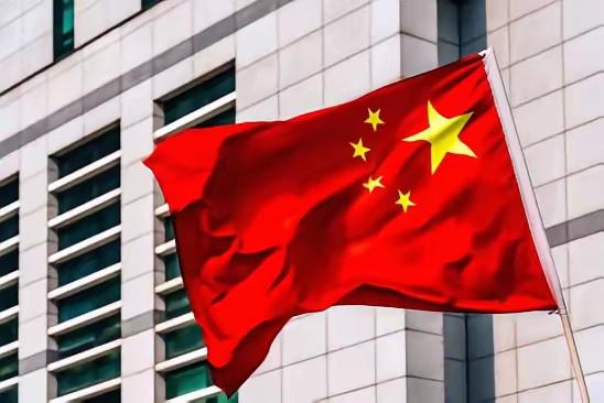美国前国防部印太安全事务助理部长薛瑞福，10月20日在一场研讨会上声称，如果中国