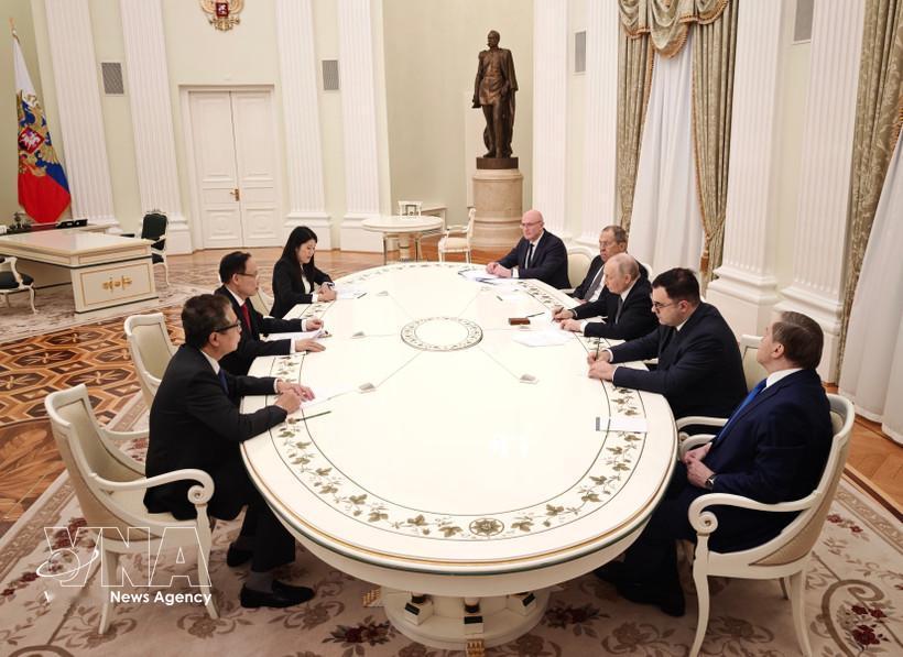 越南一把手苏林的特使、越南外长黎怀忠在莫斯科受到高规格接待！前脚统一俄罗斯党主席