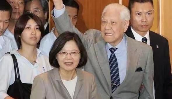 其实很多中国人不知道的是：大部分台独不是100%中国人，他们真正力量也不是来自美