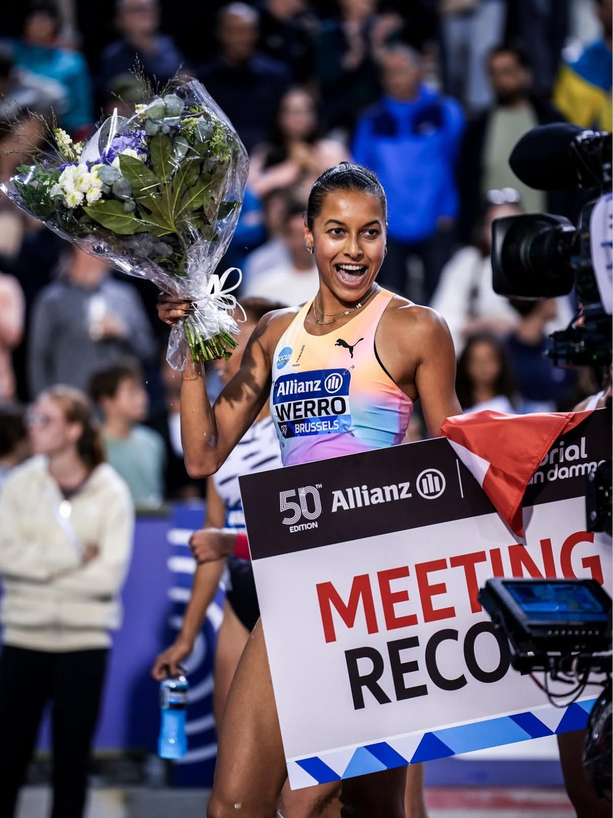 2026钻石联赛 布鲁塞尔总决赛女子800m争夺，🇨🇭韦罗跑出1分54秒75