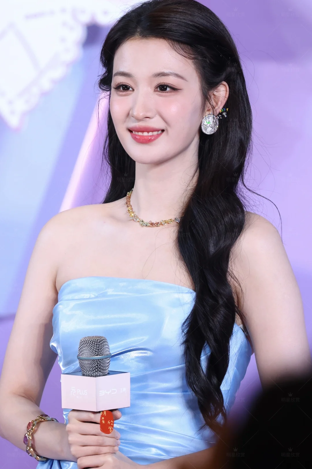 蓝调王楚然，今天美到发光