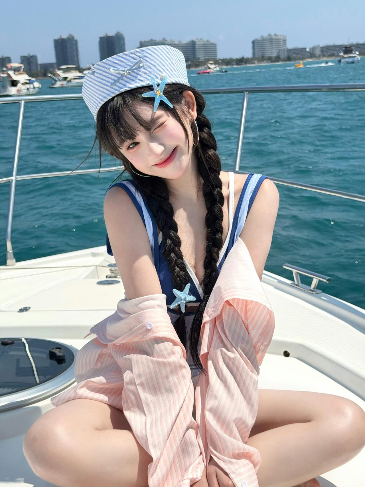 海风、阳光和游艇，是属于夏天的限定浪漫✨ 做一天无忧无虑的小水手，把烦恼都丢进海