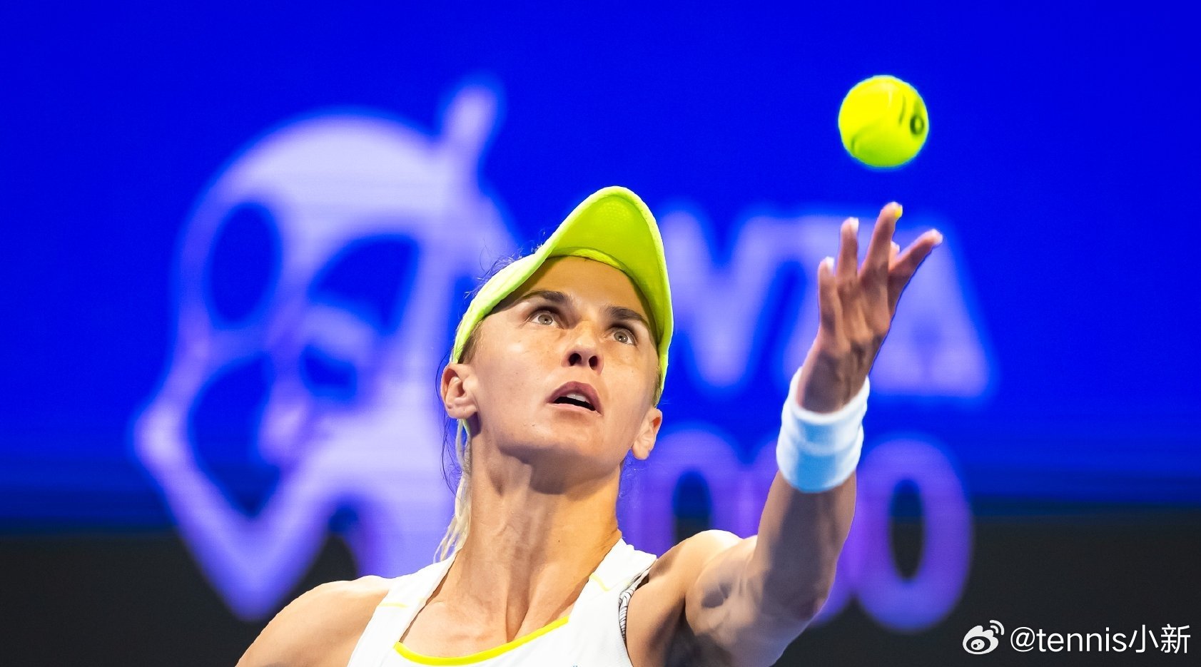 她的戏还是好多【乌克兰教练：我们和那些巴不得我们家人丧命、我们民族被灭绝的人共用