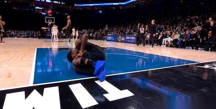 森林狼对掘金这轮系列赛，本来眼瞅着就要掀翻卫冕冠军了。
先是球队的发动机迪文琴佐