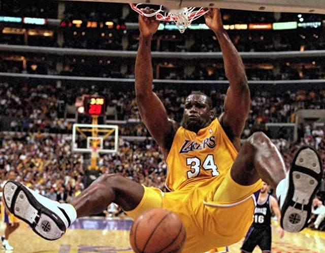 NBA75大人物志·中锋巡礼｜来了！制霸禁区“大鲨鱼”奥尼尔