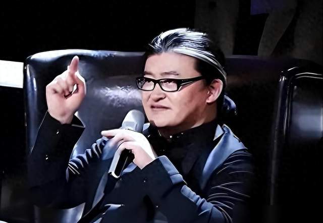 刘欢病逝真相成谜，卢璐朋友圈怒斥谣言，一个隐瞒17年的秘密
