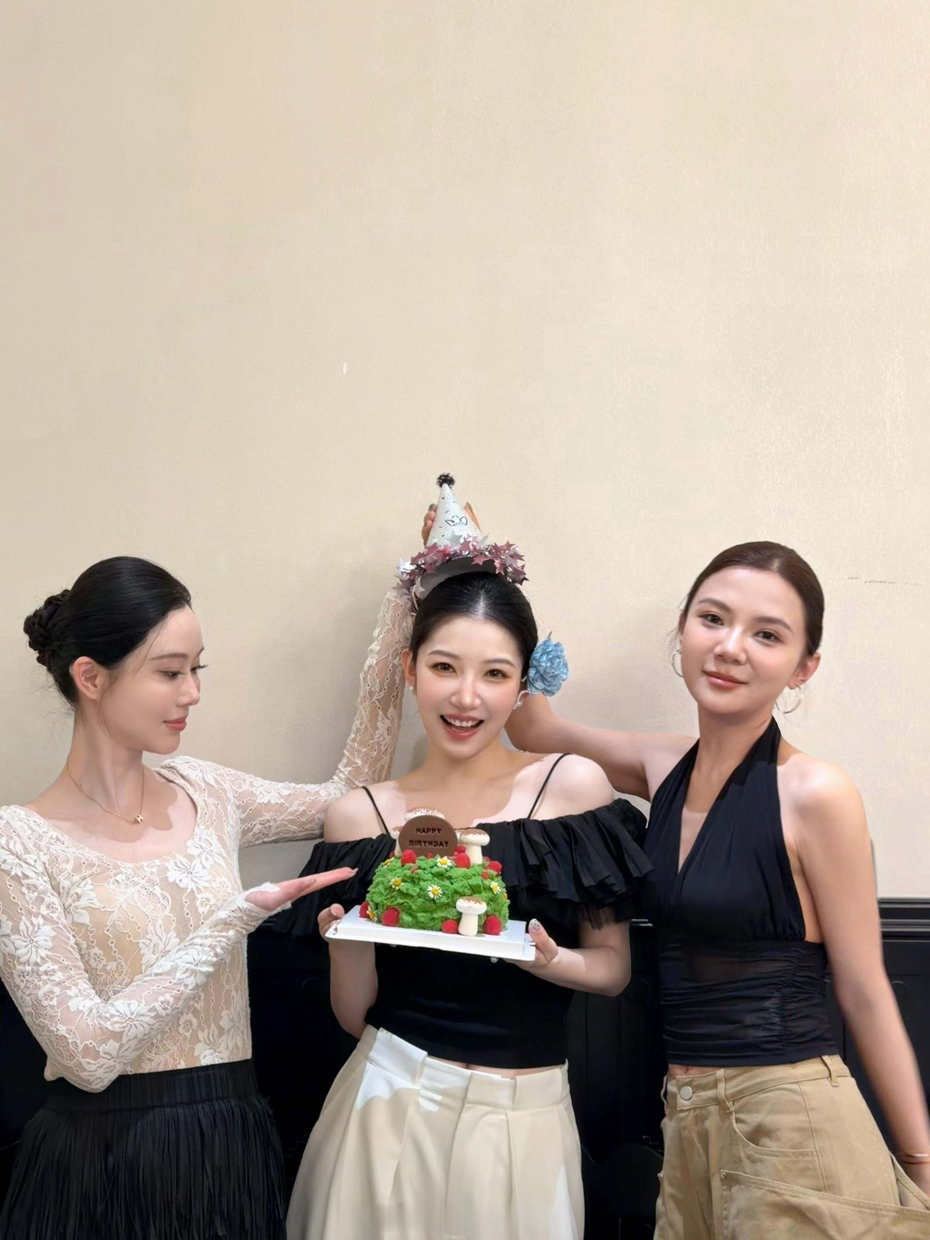 又是一年happy birthday 西双版纳