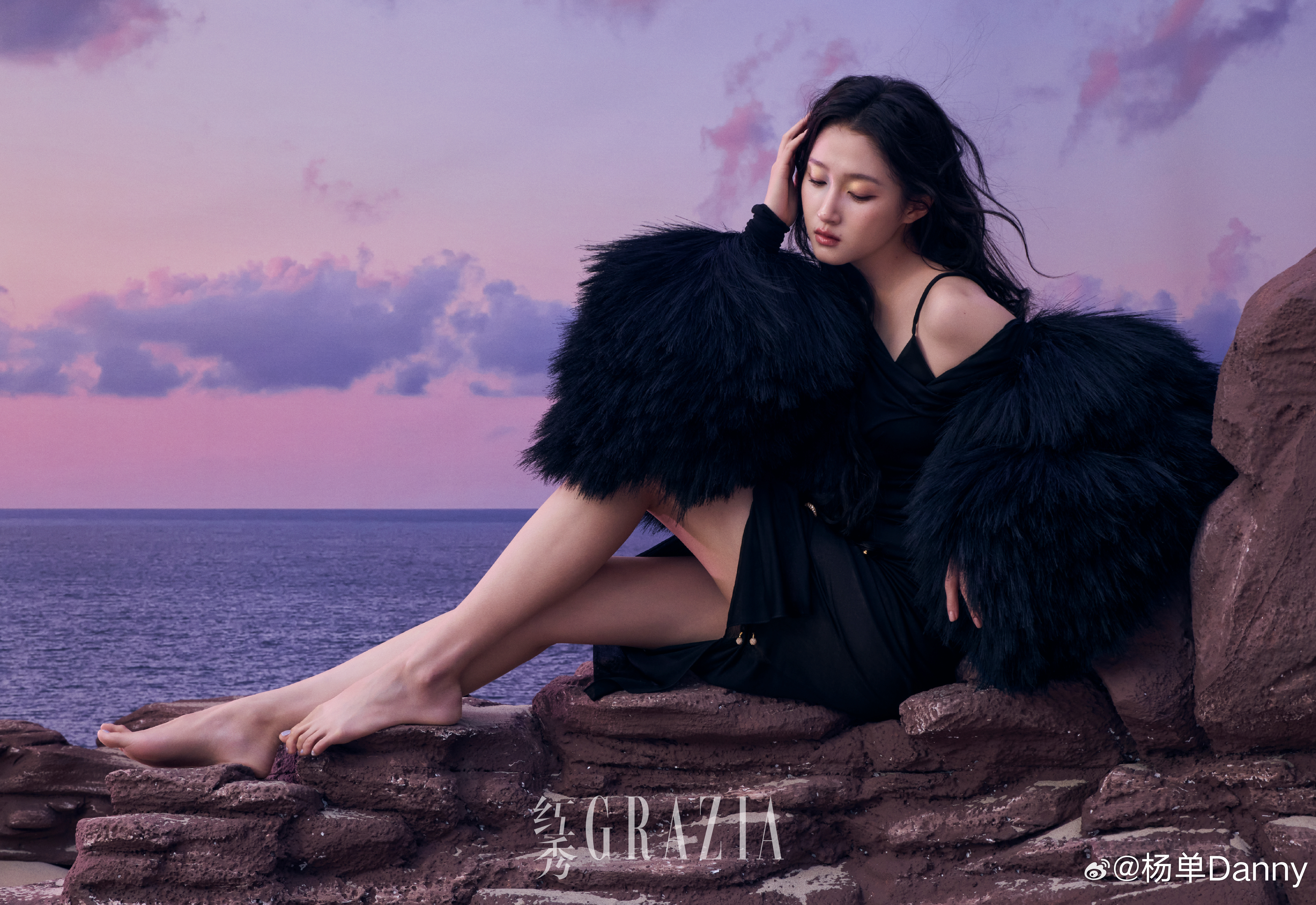 关晓彤 红秀GRAZIA✨美丽觉醒计划大师出妆 💄杨单