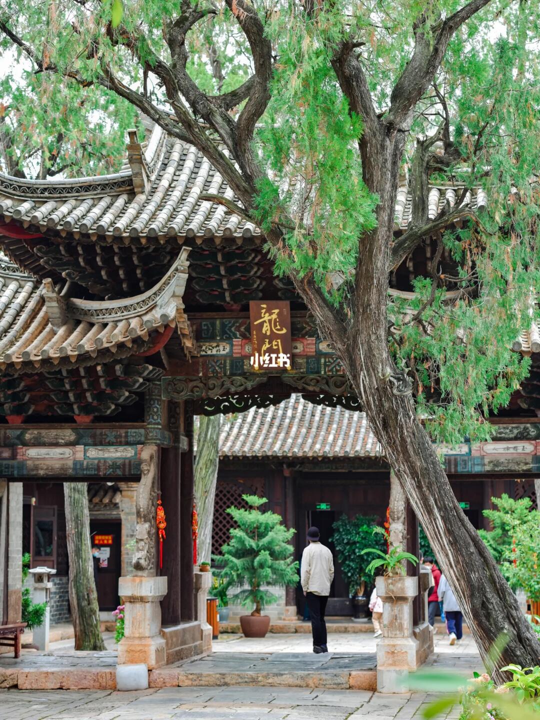 “推荐一个你认为冷门又有趣的城市吧”