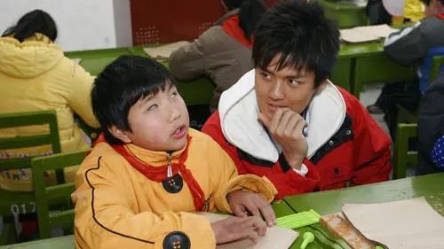 一家不起眼的小面馆，竟然因为顾客的真情厚意和自发支持，成为了当地的“网红”打卡地