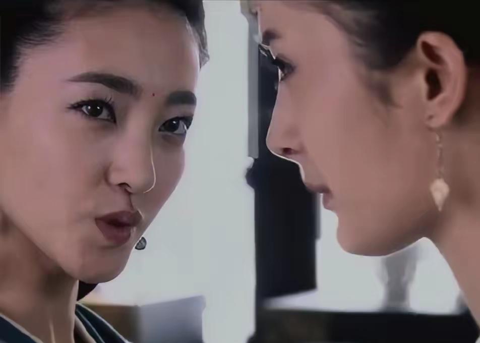 美人心计里阴毒到骨子里的聂慎儿 刚拿了亚洲影后！
你当年骂得牙痒的坏女人 当年一