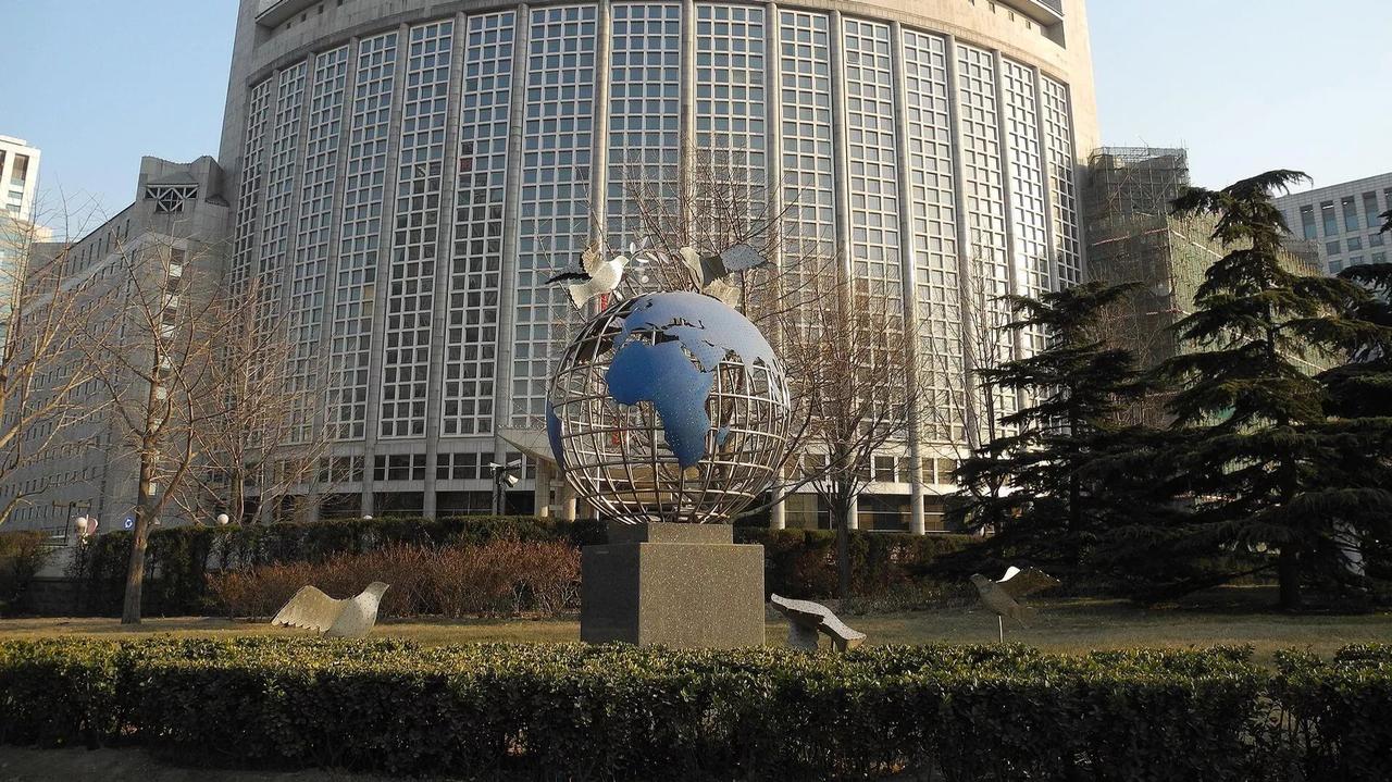这是美国对中方，进行全方位打压的体现。
近日，美国海洋和大气管理局发布了其向美国