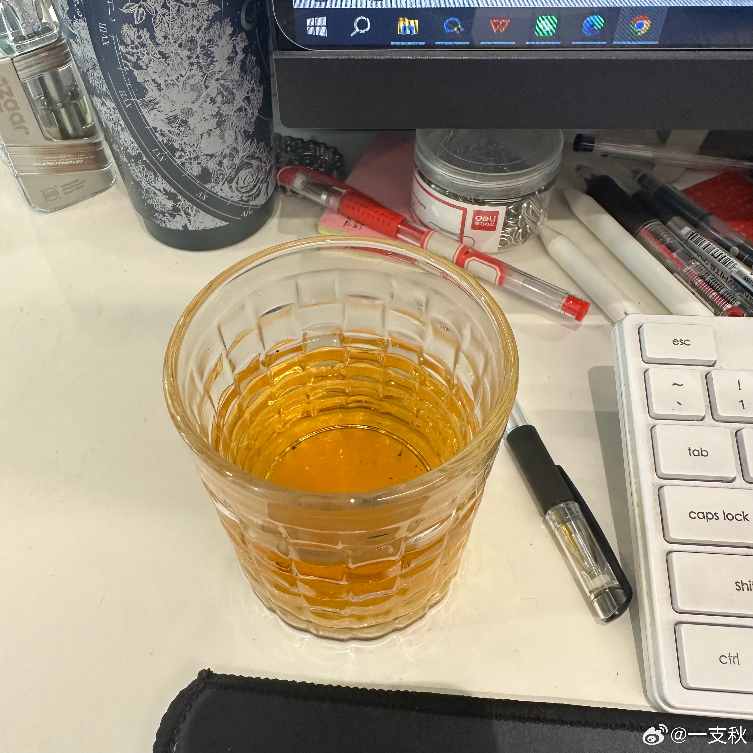 也是到了早上先来一泡茶的年纪。 