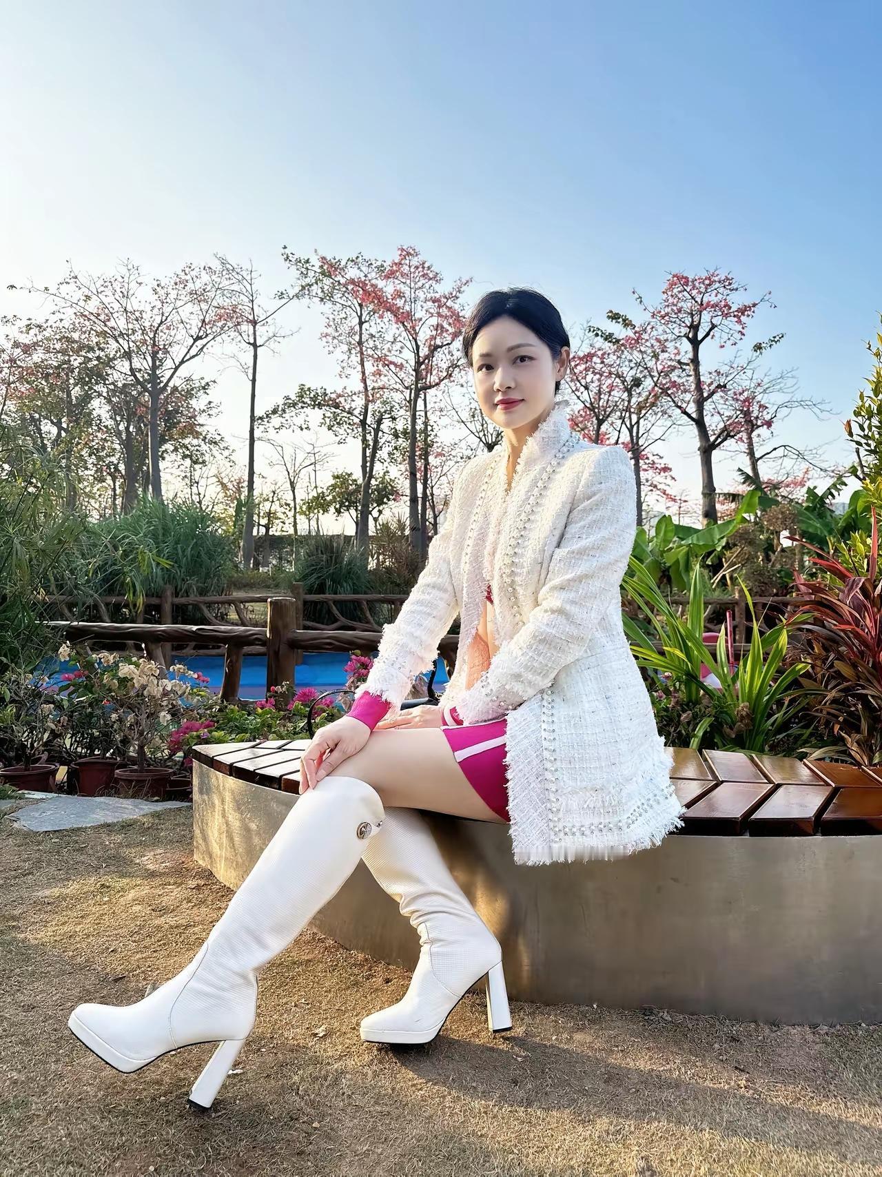 在南方找个男朋友太难了，只因我身高一米八几大高个。就是没有人看上。大龄女择偶 大