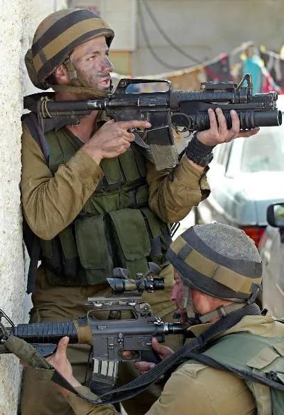 忙了一天，现在终于有空来聊一下以色列军队攻击伊朗使馆这个事儿。然后美国立马就否认