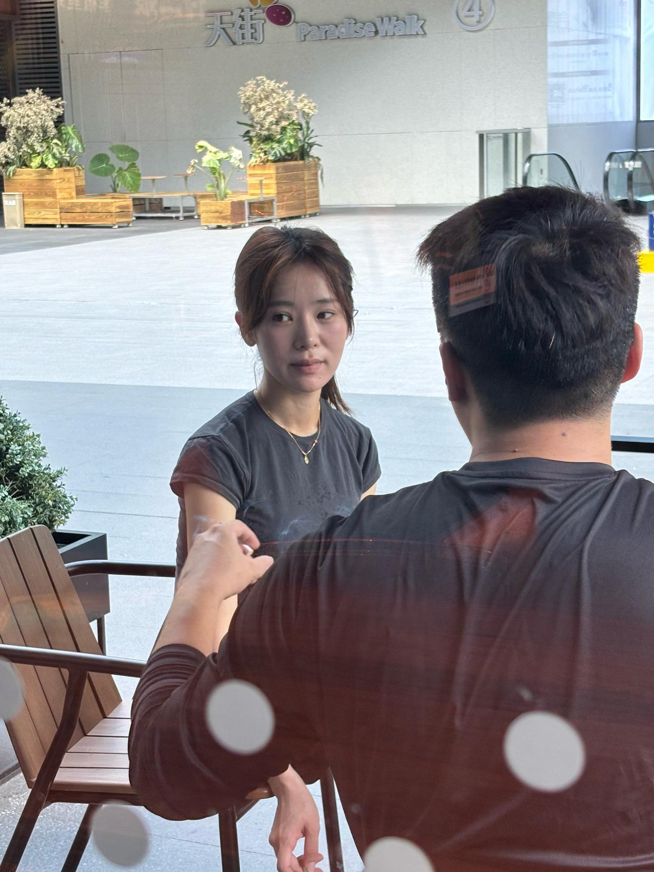 在上海的韩国漂亮女孩