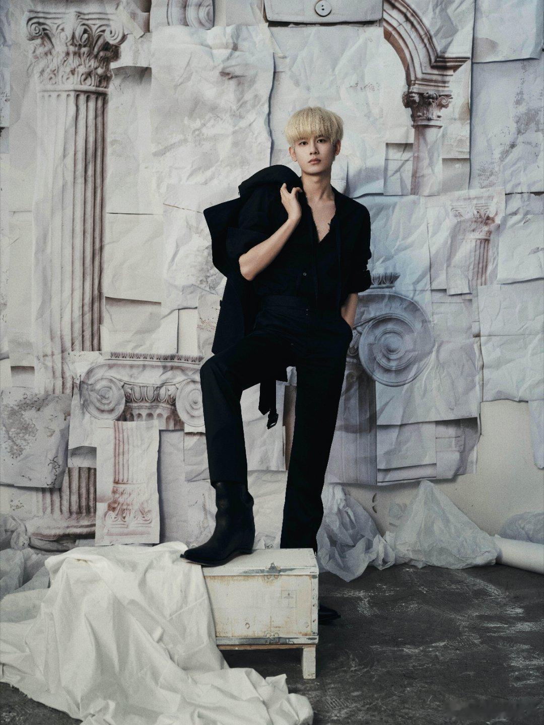 魏大勋饰楚天秋《十日终焉》官宣杀疯了！魏大勋斯文败类反派，胡先煦热血少年感中式无