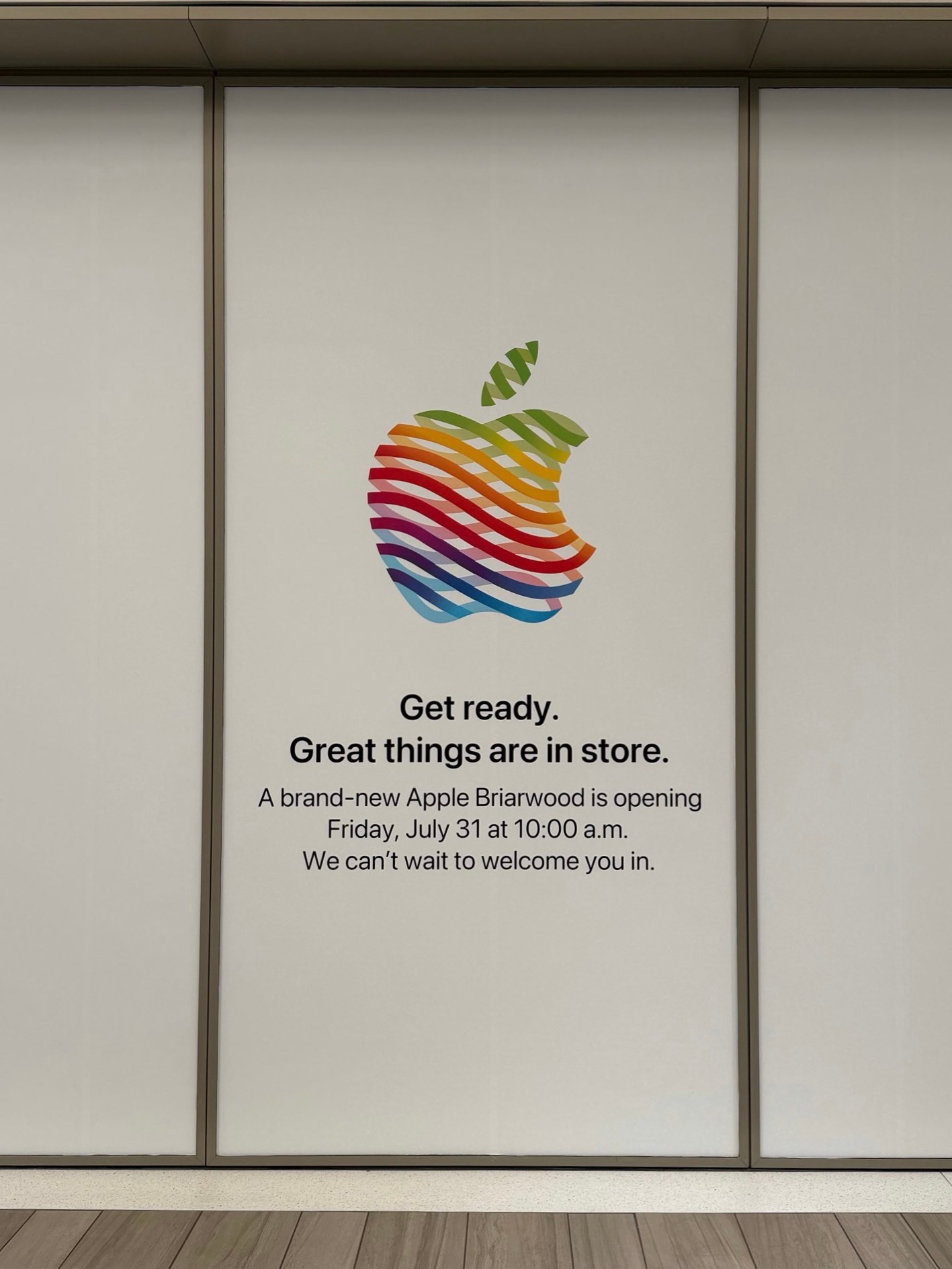 Apple Briarwood新地址7月31日开幕我们正在启程新址，期待与你相见