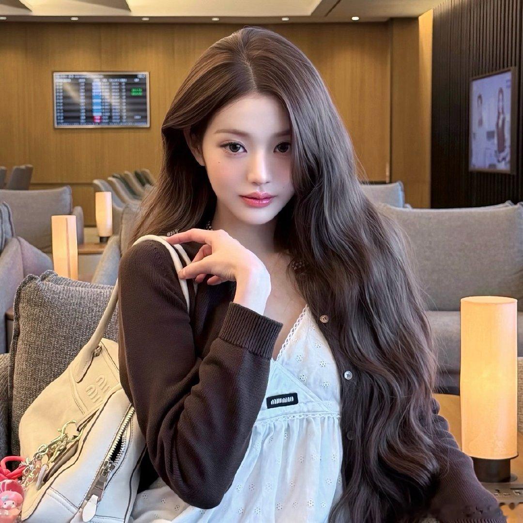 微信头像 女生头像｜权威女头 氛围感头像 张元英 