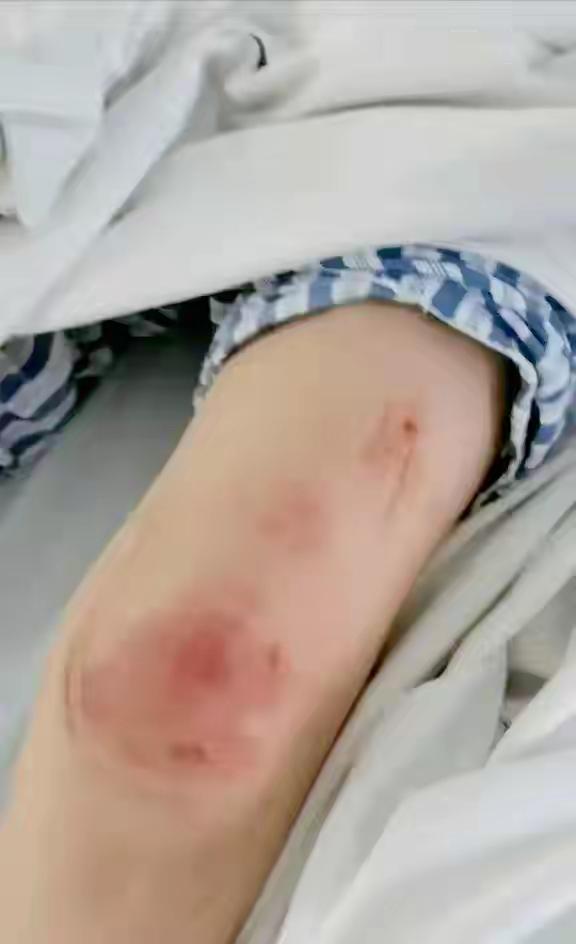 悲剧的源头--家贫而妻美


河北邢台的曹一迪父母在杭州经商，家境富裕，丈夫与公
