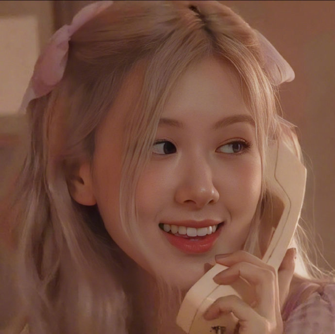 澳洲玫瑰Rosé朴彩英 