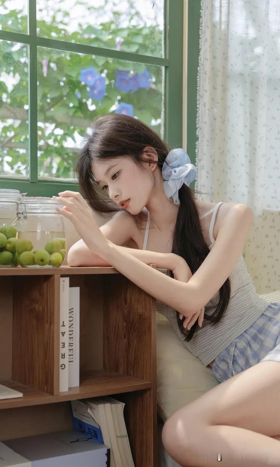 五月的风吹进了房间～