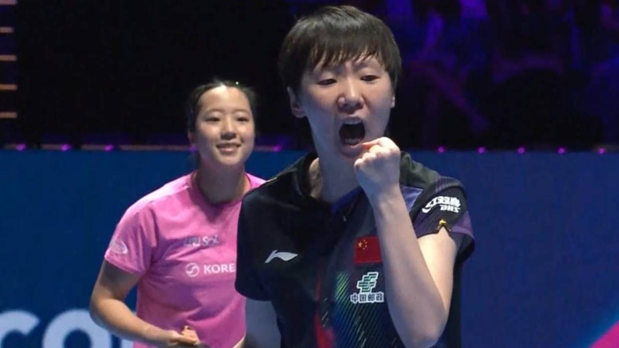 乒乓世界杯女单决赛对阵确定！
国乒包揽金银牌，王曼昱4-2晋级，和孙颖莎争冠！