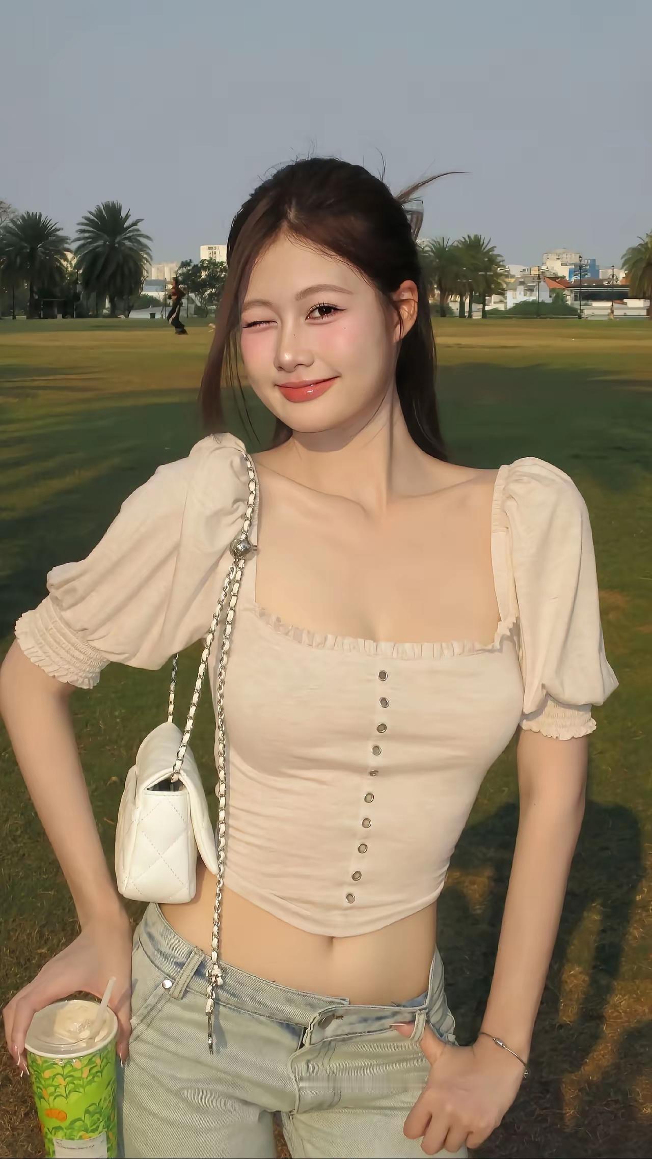 人一生最大的财富是什么?
年轻时，我们总以为人生最大的财富是银行卡里的数字，是名