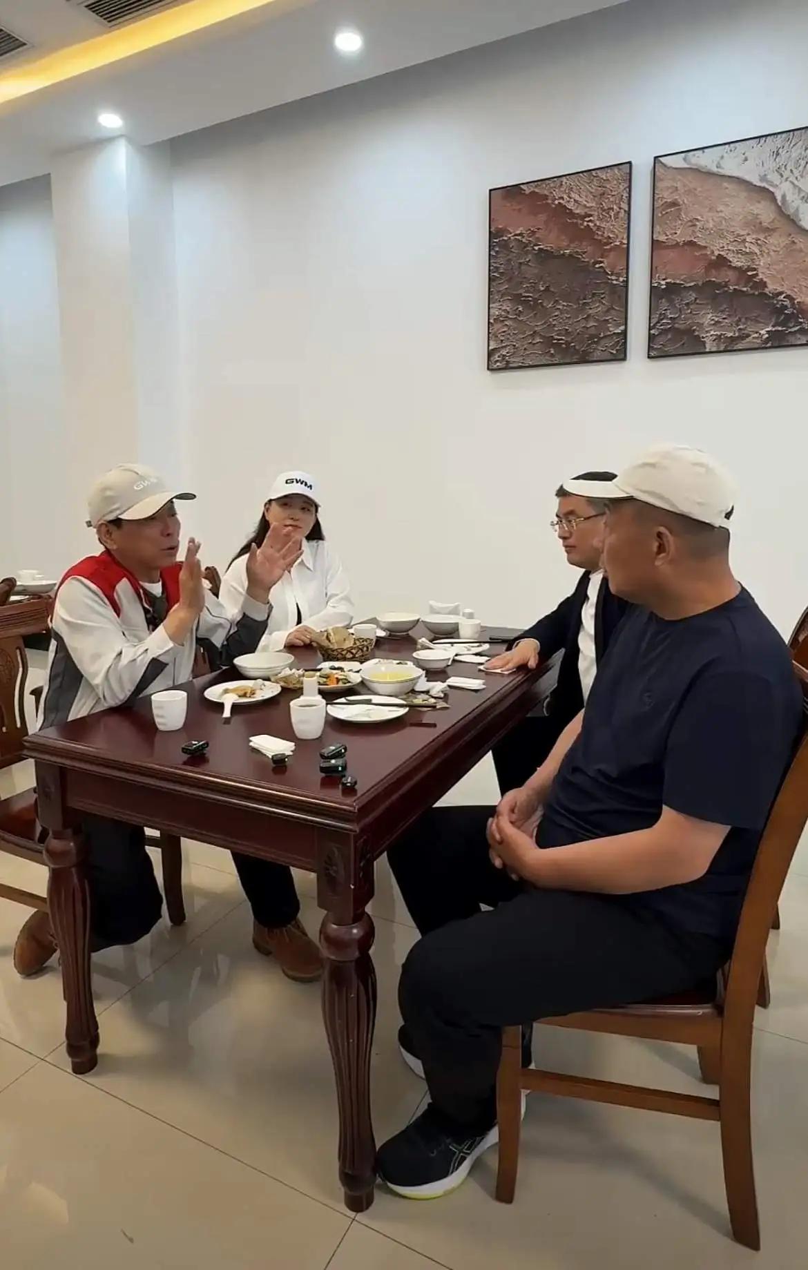 驴肉好吃，驴叫好听！敌人才是最好的朋友！否则胖东来超市商品不敢全保真！也不会让胖