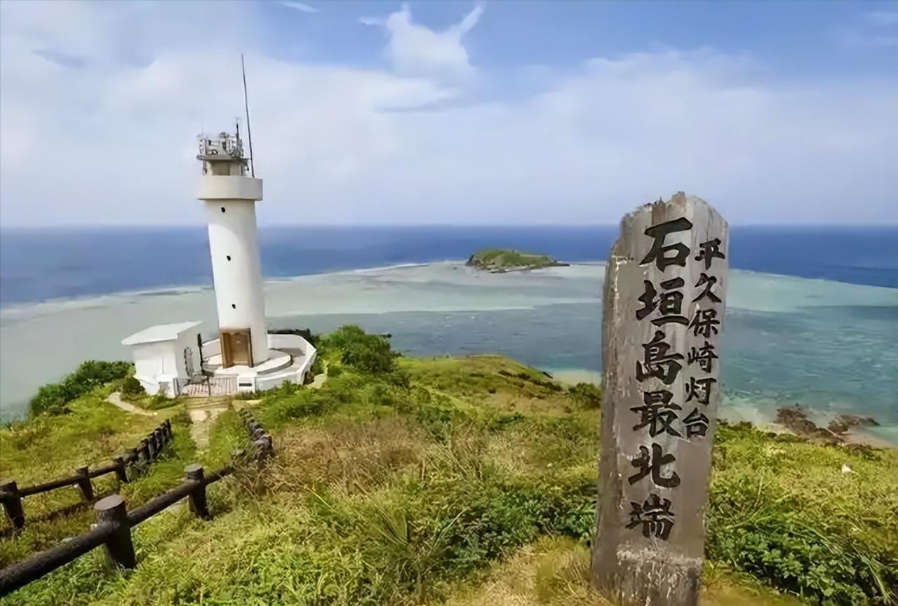 说出来很多人可能不信，钓鱼岛那座灯塔越破，越不能随便拆。因为它最值钱的不是照明功