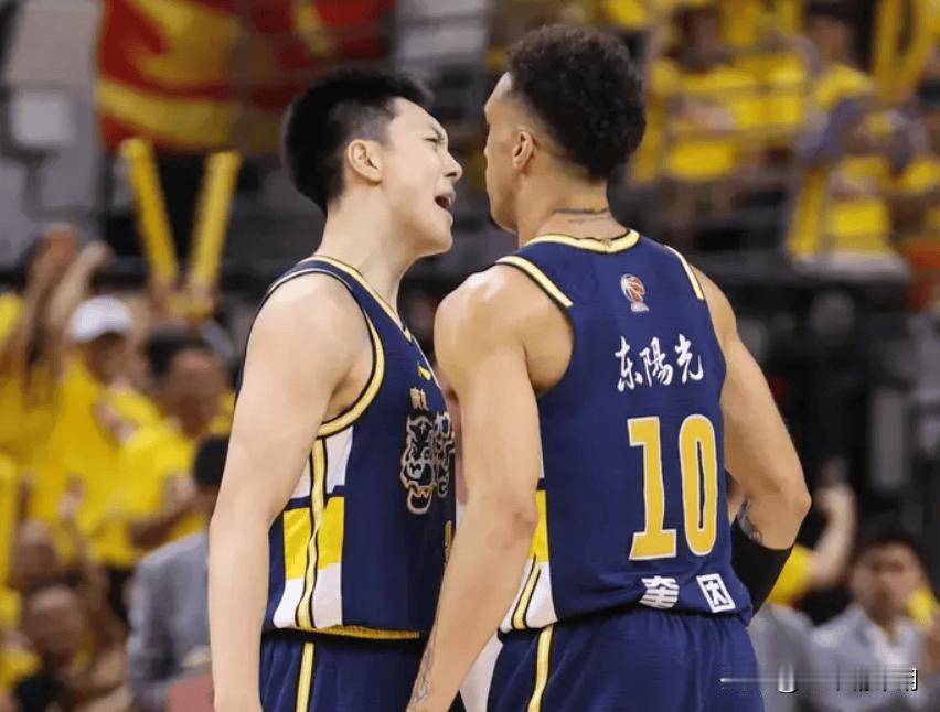 全靠你们！广东仅3人得分上双，奎因胡明轩杜润旺合砍74分

5月9日消息，CBA
