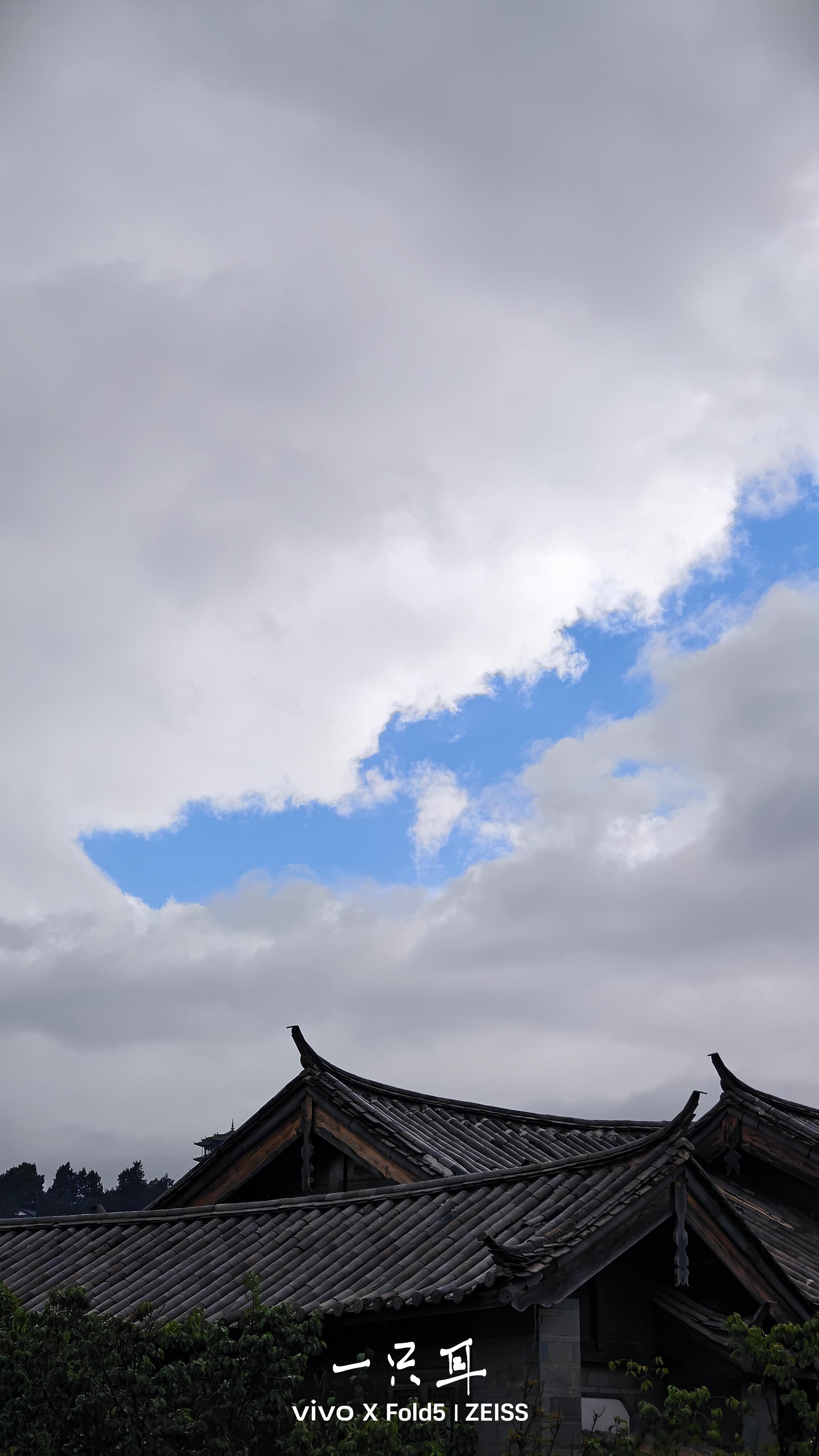先预览一下，极氪9X。 ​​​