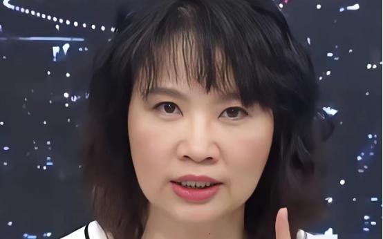 日菲胆子太肥了！私自瓜分我国台湾以东海域，民进党当局全程装哑巴不敢抗议，陈凤馨痛